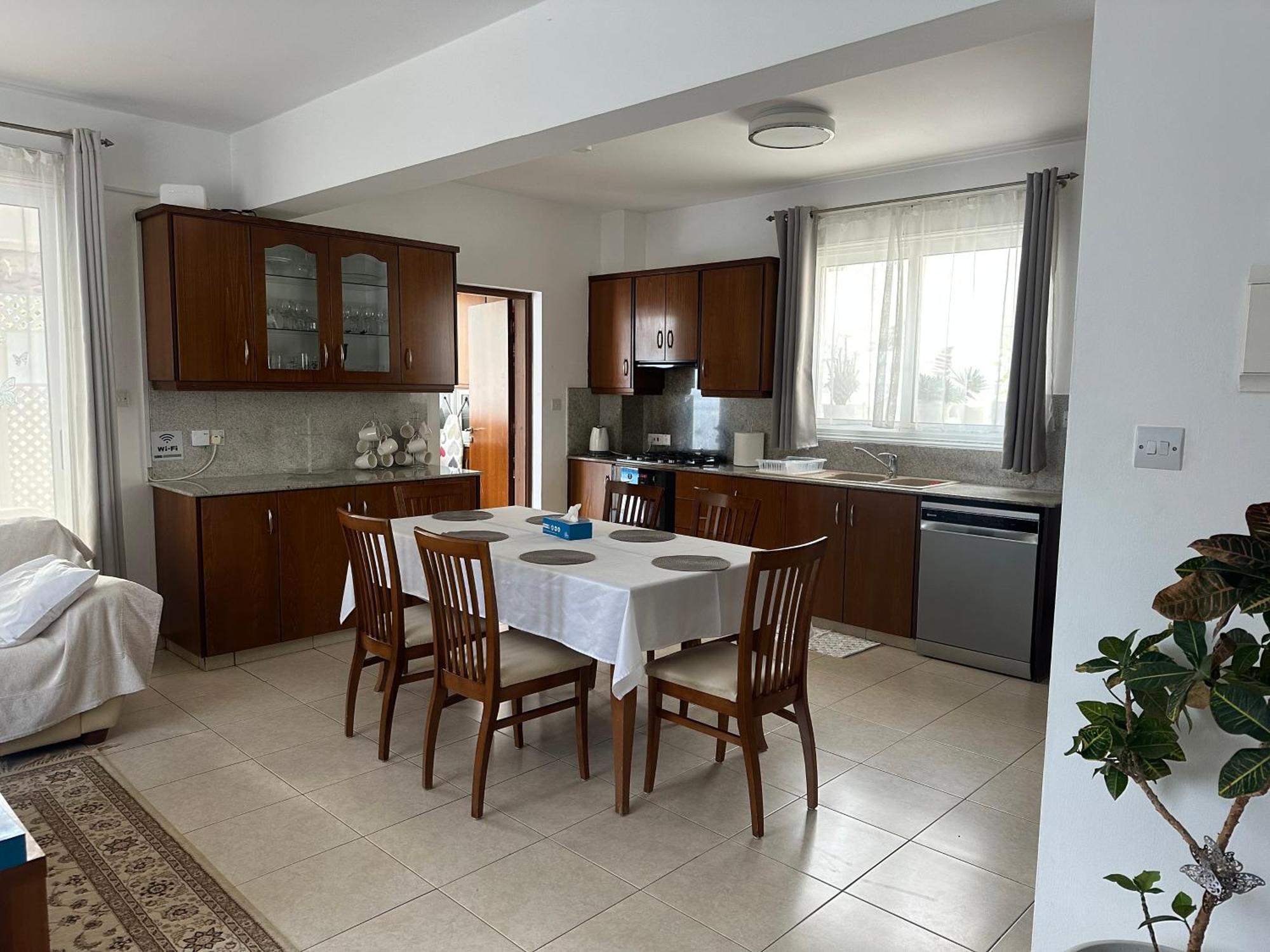 Villa Andy-350 M From The Beach لارنكا المظهر الخارجي الصورة